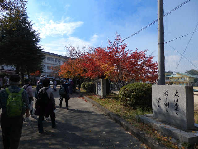 奈良県立情報商業高校で昼食